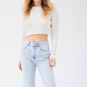 Urban Outfitters crop oversized‎ long sleeves crea knitted sweater size XS
